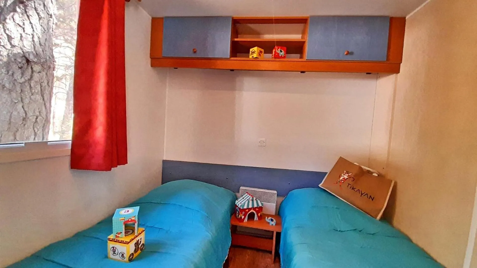 Camping La Pinatelle Saint-Auban  Campsite Saint-Auban (Alpes-Maritimes)