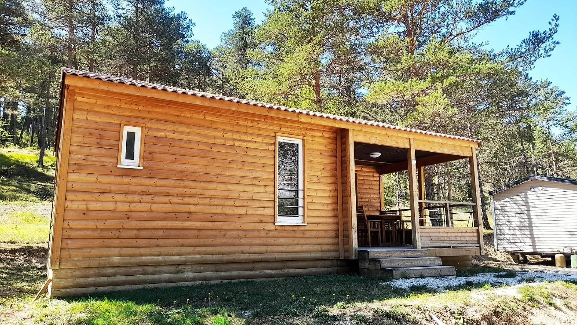 ** Campsite Camping La Pinatelle Saint-Auban  France