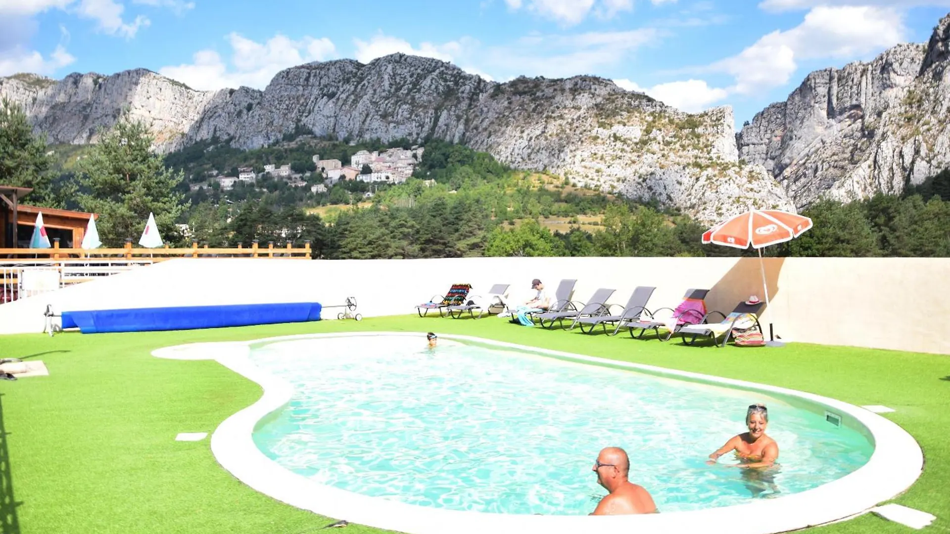 Camping La Pinatelle Saint-Auban  France