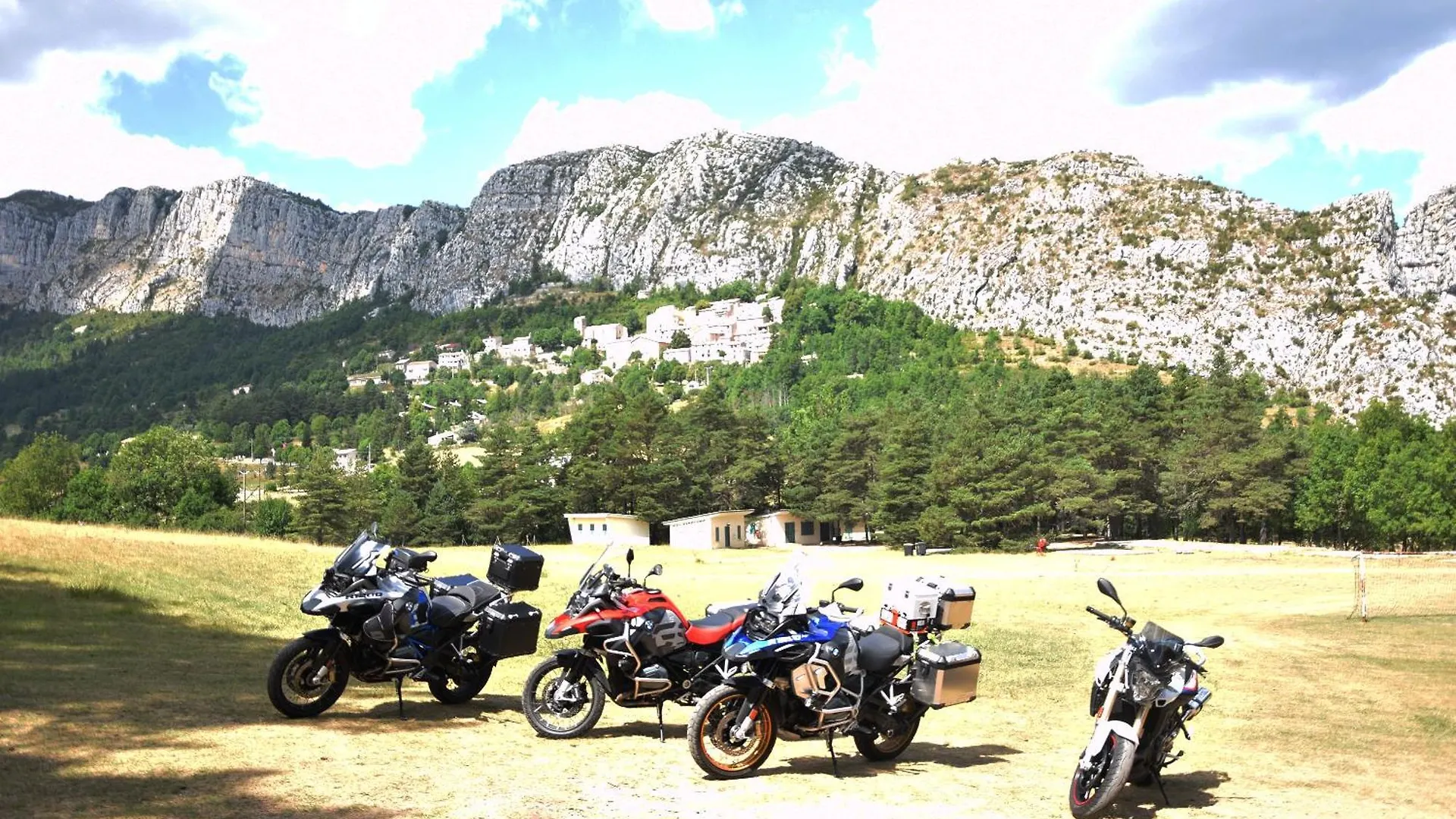 Camping La Pinatelle Saint-Auban